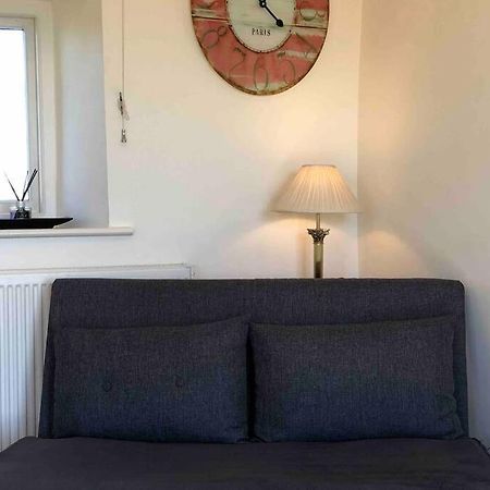 Secluded Romantic Cotswolds Barn - Sleeps 2 To 4 - Near Cirencester - Dog Friendly Villa Kemble Exterior foto